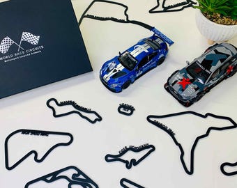 Gift Boxed Gran Turismo 7 Ultimate Circuit Collection – Complete 40 Track Display