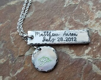 Sea turtle memory necklace animal necklace mom dad baby gift