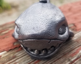 Hand cast pewter shark statue statuette memory gift paper weight