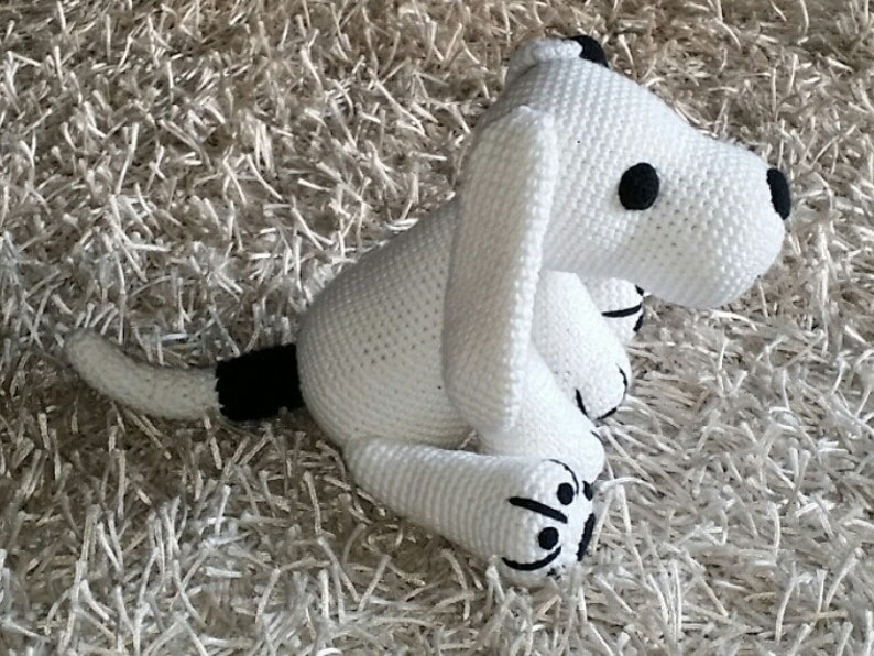 Süßer Hund in Weiß mit schwarzem Fleck Etsy