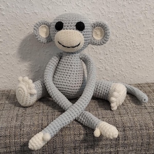 Amigurumi monkey cuddly toy in grey (1 piece is crocheted and ready to ship)