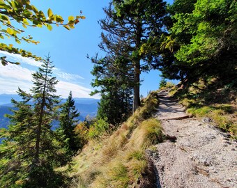 Langsam in den hohen Berg Golica