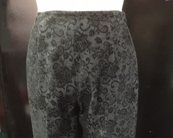 Vintage 1950s black velvet printed brocade cigaret