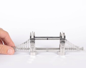 London architectural model kits - famous landmarks tower bridge