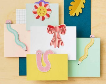 Marque-pages colorés et amusants pour la lecture : nœud, rat de bibliothèque, feuille, fleur souriante, crayon