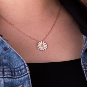 Daisy Silver Necklace, 925 Sterling Silver, Women&#39;s Necklace, Daisy Jewelry, Birthday Gift