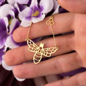 Bee Honeycomb Necklace, 925 Sterling Silver, Birthday Gift, Women's Necklace, Bee Design Silver Jewelry