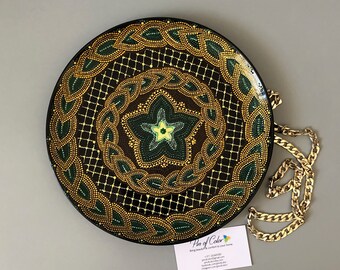Wall hanging decorative plate, green and gold hand painted ornament, 27cm (10 2/3")