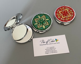 Compact Pocket mirror, handpainted mandala ornament, 1 pc, 6,5 cm (2 1/2")