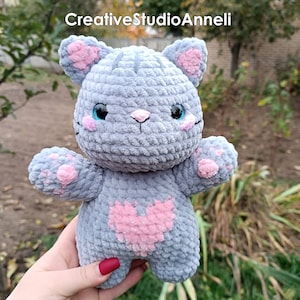 Crochet Cat Plushie/ Amigurumi cat/ animal plushies/ cat plush/ kitten/ kitty/ animal plushies/ stuffed cat toy/ Christmas gift/ home decor