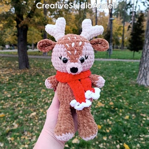 Crochet deer plushie/animal plushies/ amigurumi deer/ stuffed deer toy/ Christmas gift/ Christmas decoration/ Reindeer plush/ baby shower