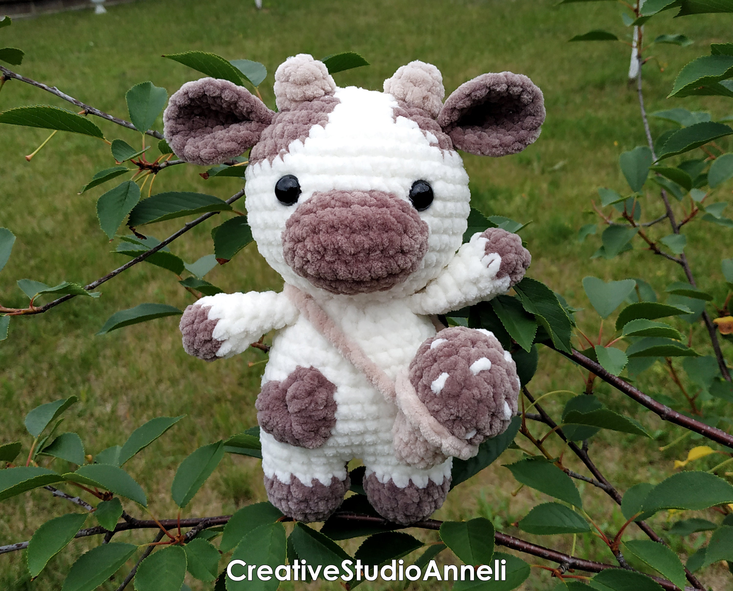 MADE TO ORDER Classic Chubby Cow Stress Ball Crochet Plushie – Delarae's  Creations
