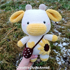 Jumbo häkeln Kuh Plushie / Amigurumi Kuh / Häkeltier Tier Plushies / Sonnenblume Kuh / Kuscheltier Kuscheltier / Kuscheltier