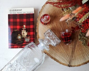 Boîte Cadeau, ensemble vaisselle vintage, Carafe et verres dépareillés, livre