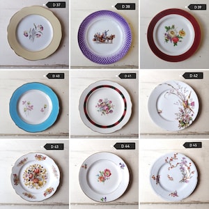 Assiettes DESSERT fleuries, porcelaine vintage, ensemble dépareillé image 6