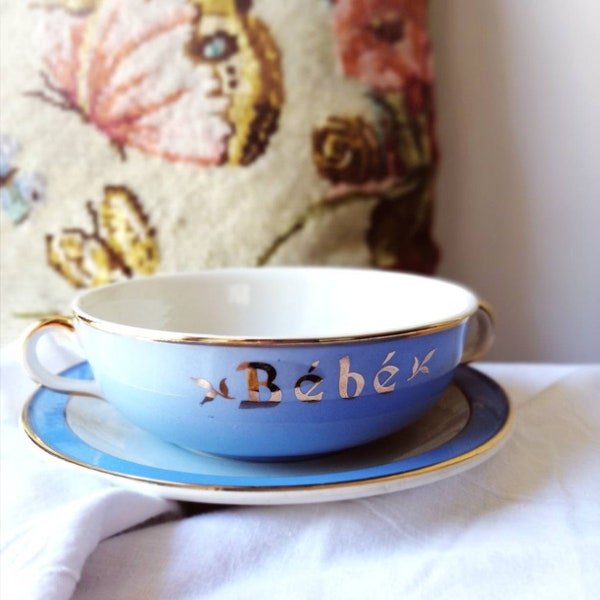 Vaisselle vintage, ensemble porcelaine pour bébé, tasse et soucoupe bleu