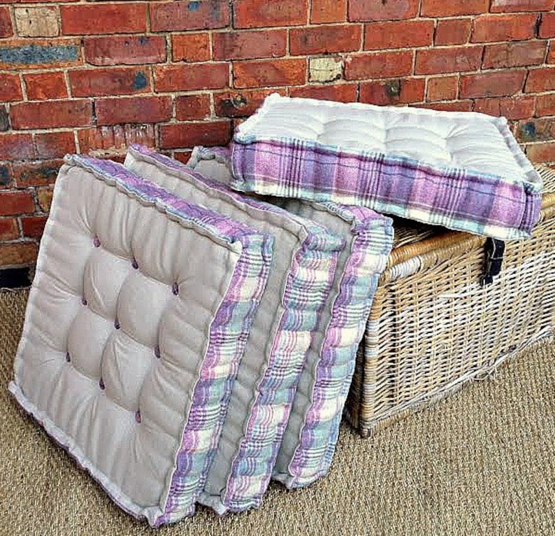 Set of 4 Glamping/Picnic Cushions, French Tufted Style, Natural Linen/Tartan Please Note This Listing is Available by Custom Order Only image 2