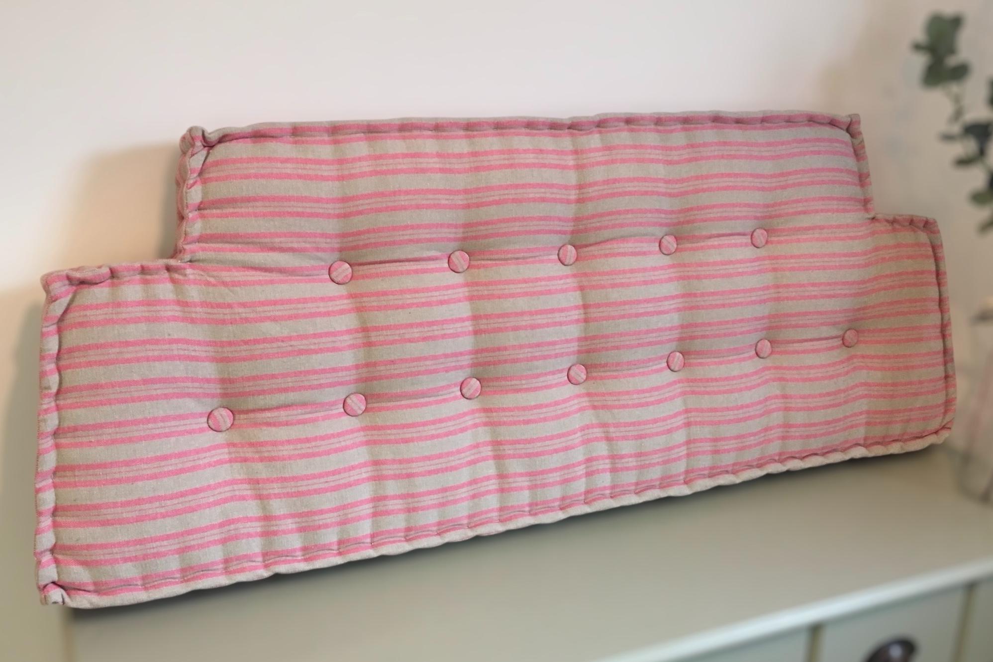 maid France cushion ドガ 150530050102-0.webp