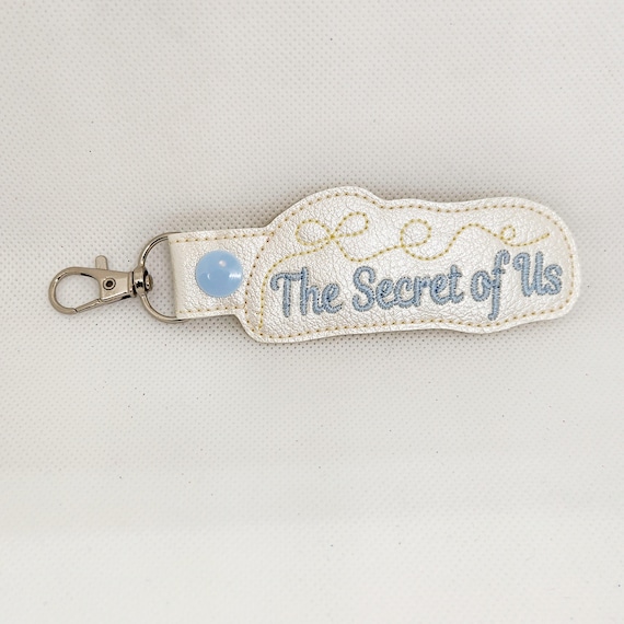 Embroidered Gracie Abrams Keychain: The Secret of Us Bag Tag