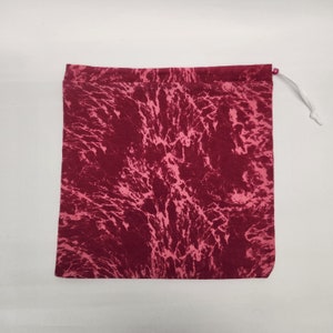 Anpassad gymnastikväska: Vinröd tie dye, personlig gymnastpresent bild 8