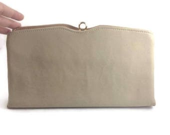 Vintage Cream Clutch by Mardane - Faux Cream Colored Faux Leather Convertible Purse - Mardane USA