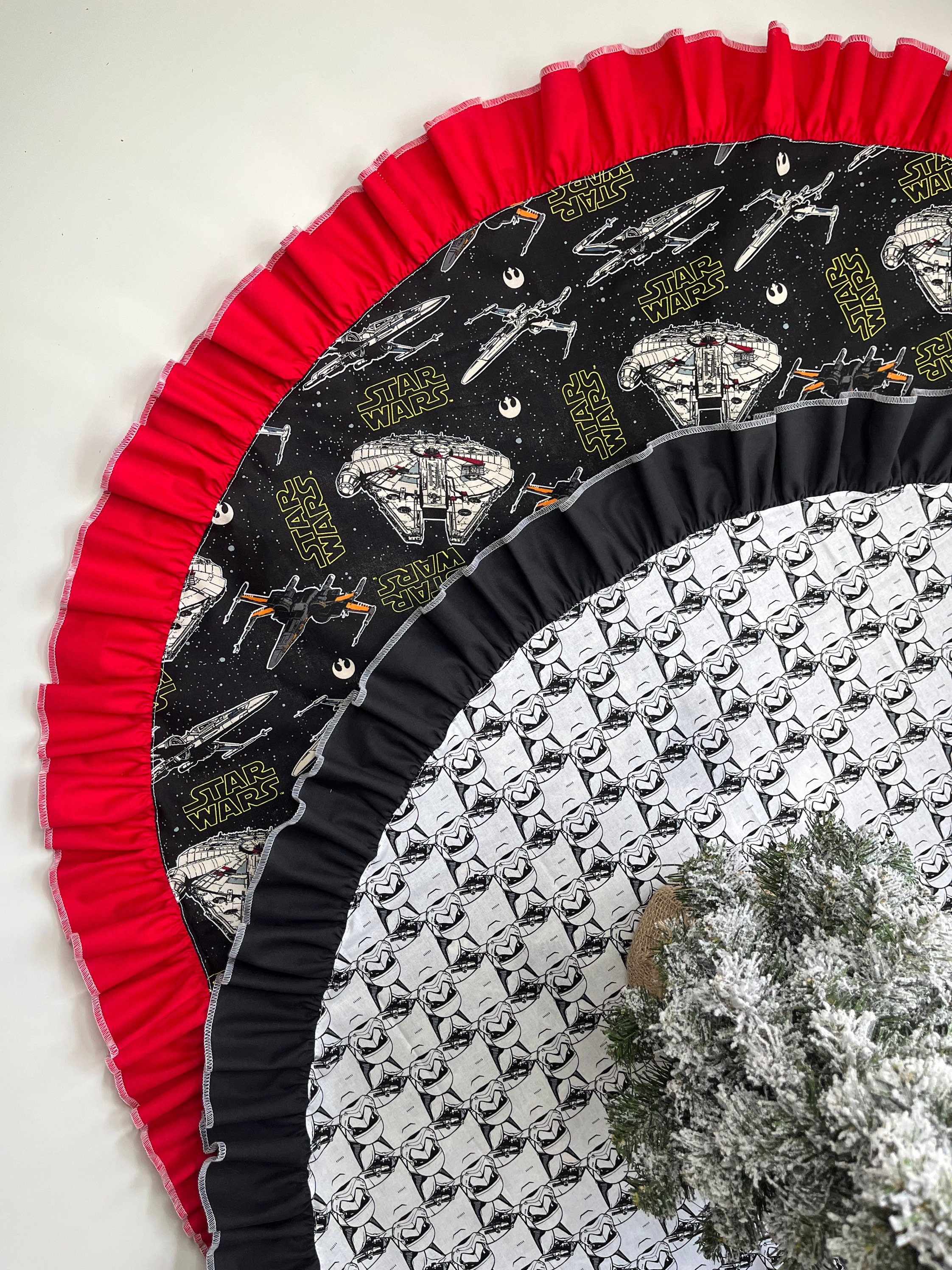 Star wars tree top skirt light up