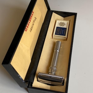 Vintage Soviet Gillette slim agjustable clone with case