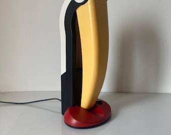 Lámpara de escritorio vintage de los años 80 con forma de tucán, estilo Memphis.
