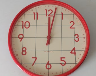 Retro 1980 Prim red wall clock - kitchen clock - Home decor - made in Czechoslovakia - Prim Quartz Clock