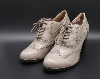 female oxford shoes