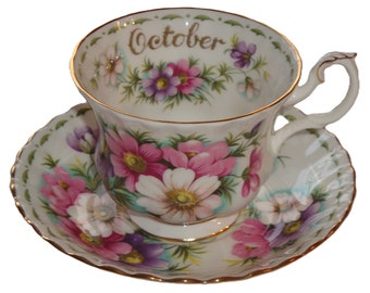 Sélection Royal Albert England de fleurs du mois - Ensembles d'octobre et de décembre + Tasse orpheline de mai + Soucoupes orphelines de mai, juin et octobre