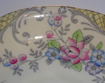 Pretty Crafton China STRATHMORE Tea Cup and Saucer - Etsy