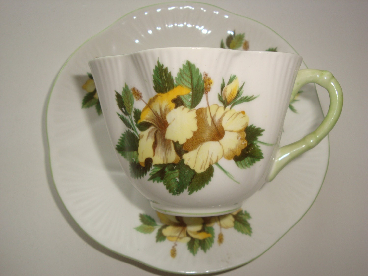 ジェフ・シャピロ　徳利　花器 Shelley HIBISCUS Dainty Shape Cup & Saucer - RARE #13882 - Etsy
