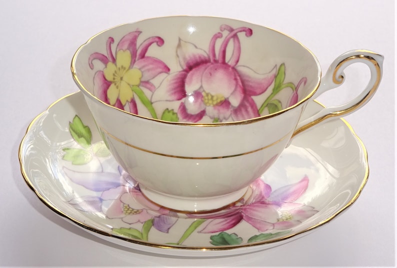 PHENOMENAL Columbine Flowers Tea Cup and Saucer by Tuscan England