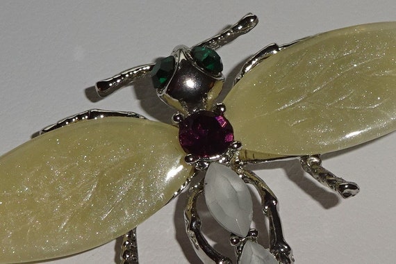 SUPER Lovely Lucite And Amethyst Dragonfly Brooch - image 2