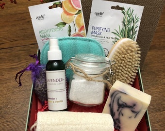 Lavender Relaxing & Pampering Box | Ideal for Mother's Day | Gift Box for Her | Gift for Mom | Pamper Package | Relaxation Box
