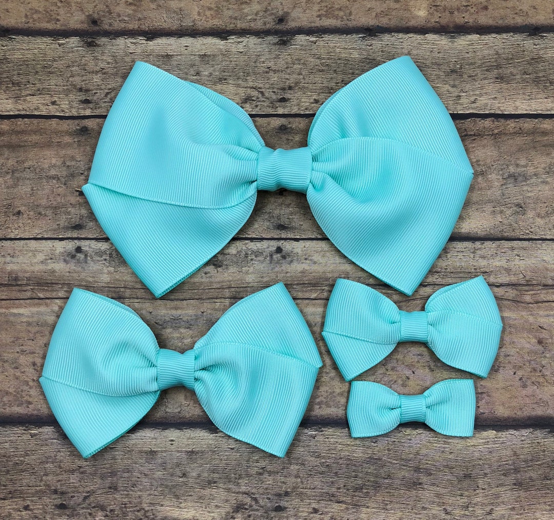 Aqua Bloom & Bow Short Set main image 1