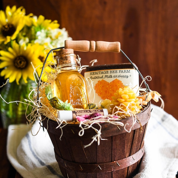Cute Gift Basket - Raw Honey, Handmade Soap, Beautiful Gift Baskets for Her, Everyone will love!