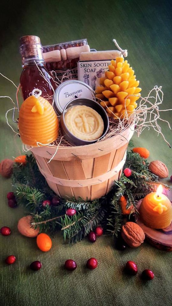 Christmas and Holiday Gourmet Gift Basket- Our Special Unique Honey and Hive Gift basket makes perfect hostess gifts! For Men and women