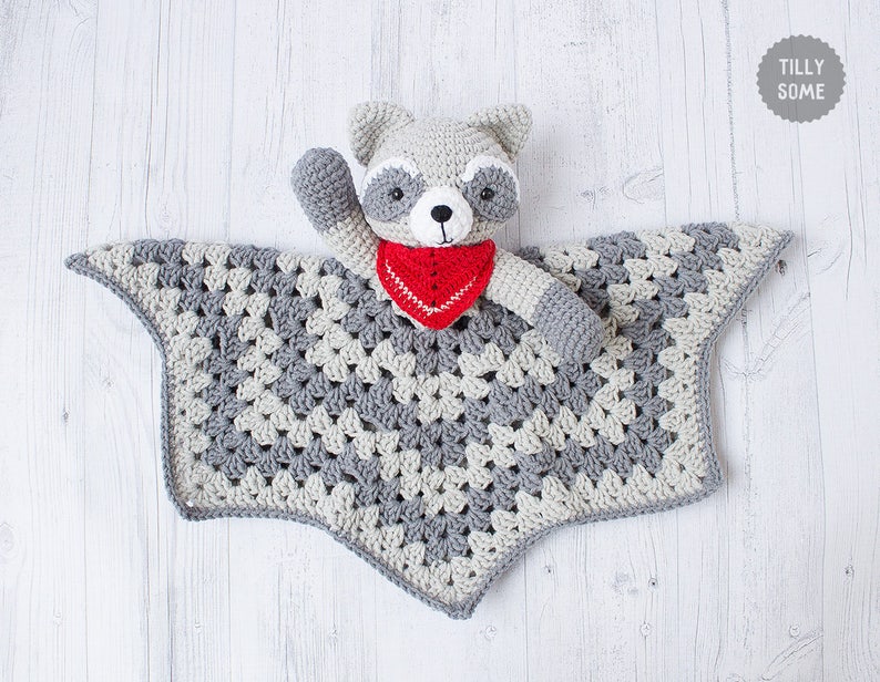 racoon lovey