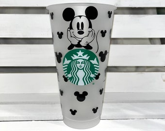 Starbucks specialdesignade mugg - Musse Pigg