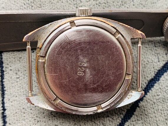 Collectible Watch RAKETA Red 12 Manual Winding Pchz Made in