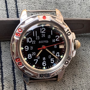 Vintage WOSTOK Komandirskie Military Watch: Manual Winding, 17 Jewels