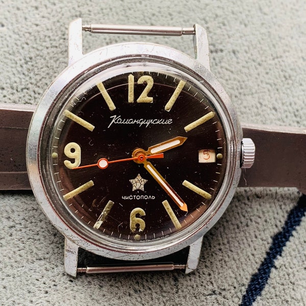 Montre de collection VOSTOK komandirskie 2214 18 rubis Zakaz Mo Montre URSS/Début soviétique Montre militaire WOSTOK étoile de l'armée Chistopol/Montre russe