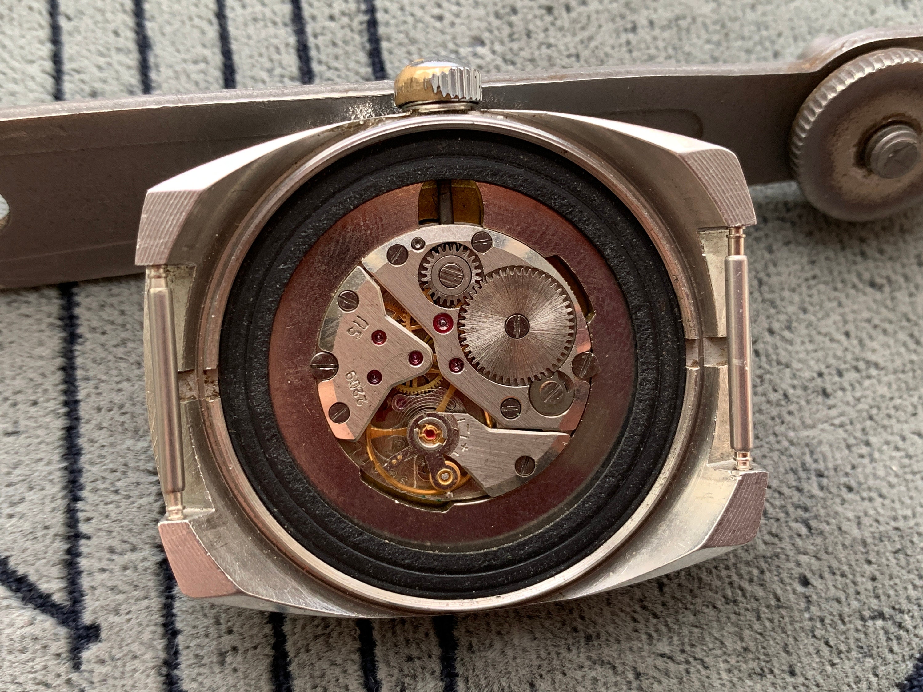 Collectible Watch VOSTOK Amphibian 2209 Barrel Type 
