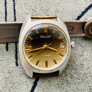 Men&#39;s Wrist Watch POLJOT 17 jewels manual winding with calendar frame 1 MChZ named Kirova made in USSR/Collectible Watch POLET Kirovskie Su