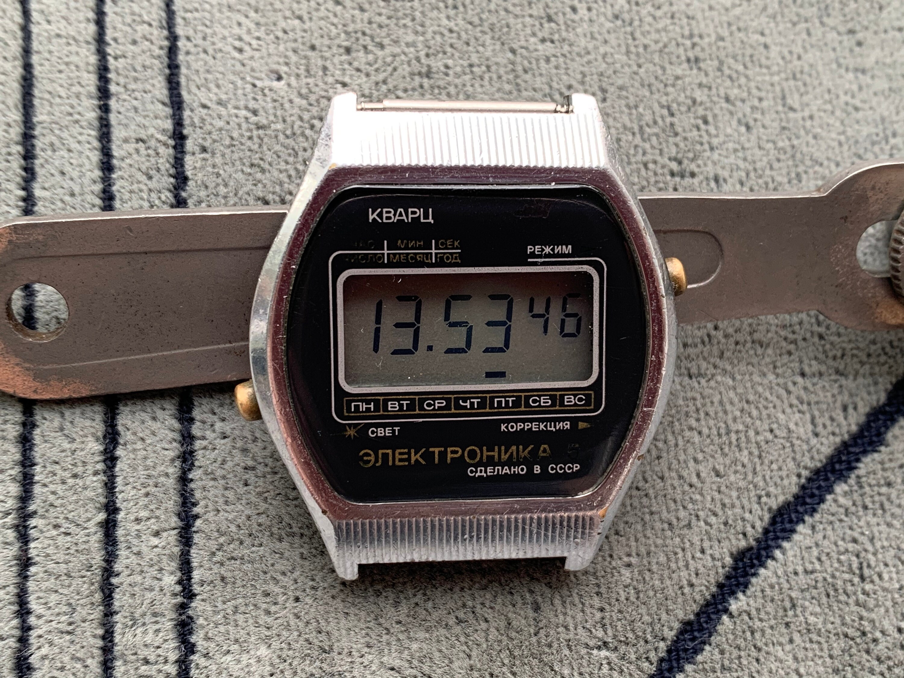Collectible Watch ELEKTRONIKA 5 Digital Quartz With Backlight Made
