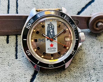 Collectible horloge VOSTOK 1945 Monument Liberator Soldier zeldzame limited edition gemaakt in de USSR/herenpolshorloge WOSTOK Stalingrad 17 juwelen/Uhr