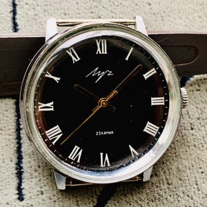 Luch 23 juwelen USSR-horloge: handmatig opwindbaar herenpolshorloge