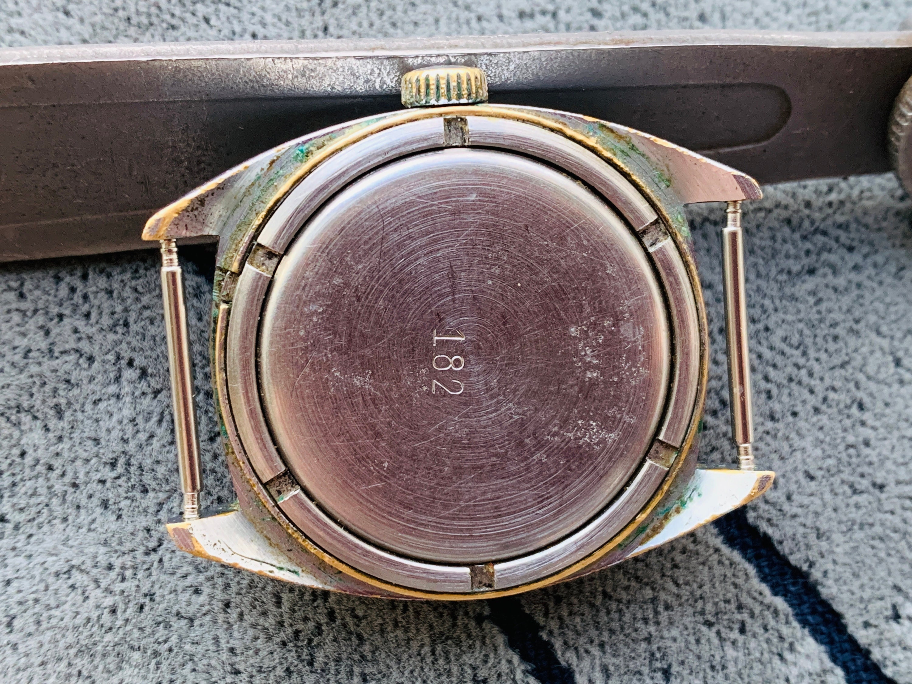 Collectible Watch RAKETA Red 12 Manual Winding Pchz Made in Collectible Watch RAKETA Red 12 Manual Winding Pchz Made in